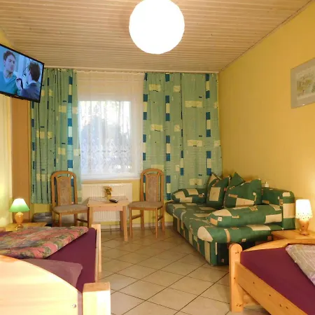 Waldhaus Am -zimmer Du Wc Миров