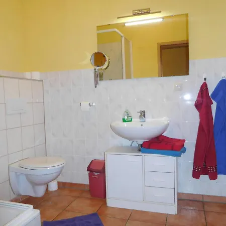 Хостел Waldhaus Am -zimmer Du Wc Миров